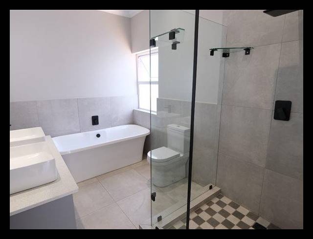 2 BEDROOM PROPERTY TO RENT IN BROOKLYN
